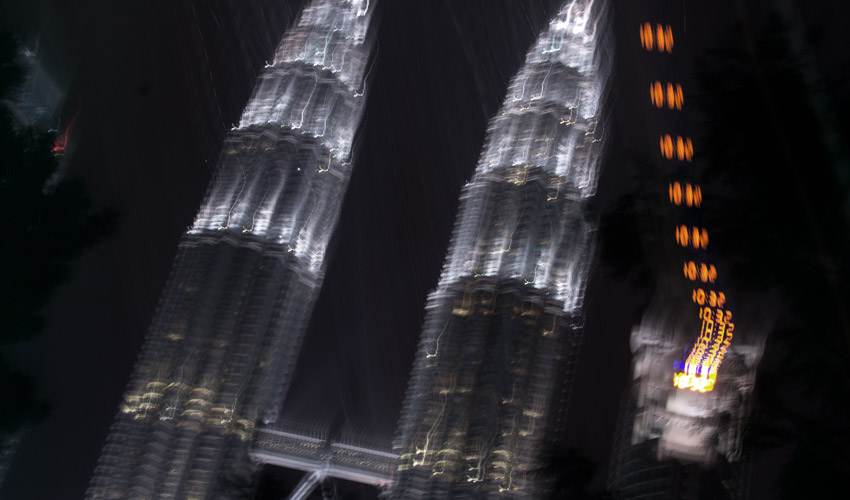 Petronas Towers bei Nacht #1